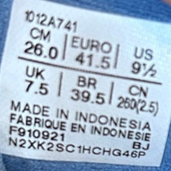 Asics - Cumulus 22 - Running Shoes - Blue - Women's - 9.5 - 1012A741 - Picture 9 of 9